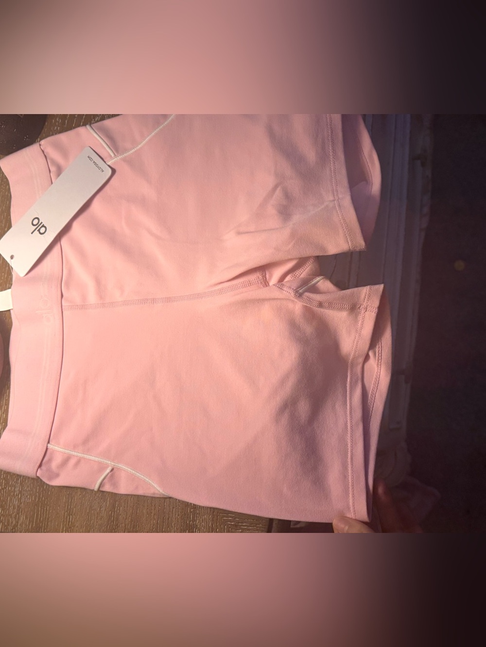 ALO Yoga Light Pink Woman Bike Shorts and Matching Sports Bra Set - Picture 6 of 9